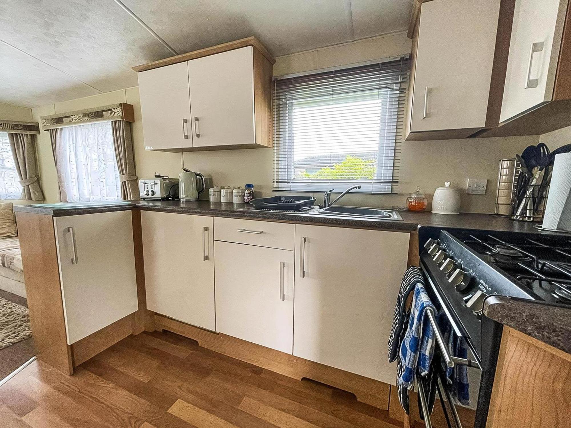 Great Caravan At Breydon Water Holiday Park, Ref 10086B Belton with Browston Kültér fotó